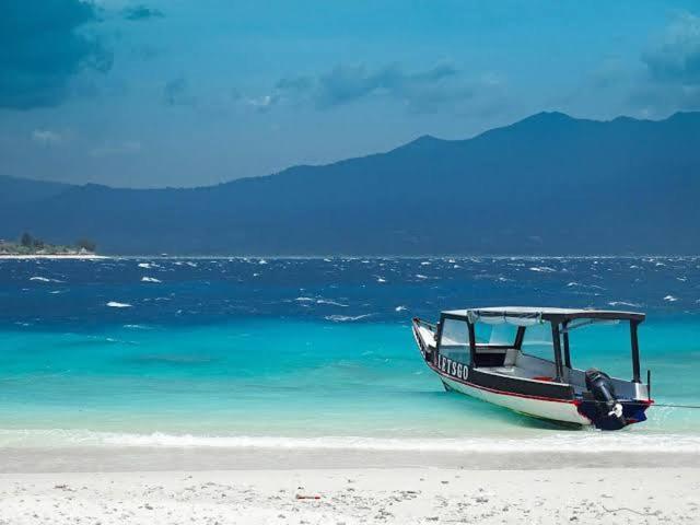 Bleu Verde, The Secret Garden - Turtle Point Beach Otel Gili Trawangan Dış mekan fotoğraf